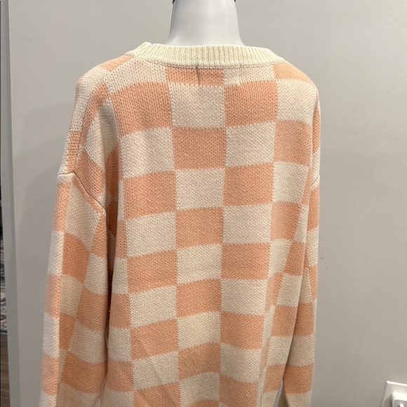 Peach Checkered Sweater with Girl and Goose Design - Picture 7 of 10